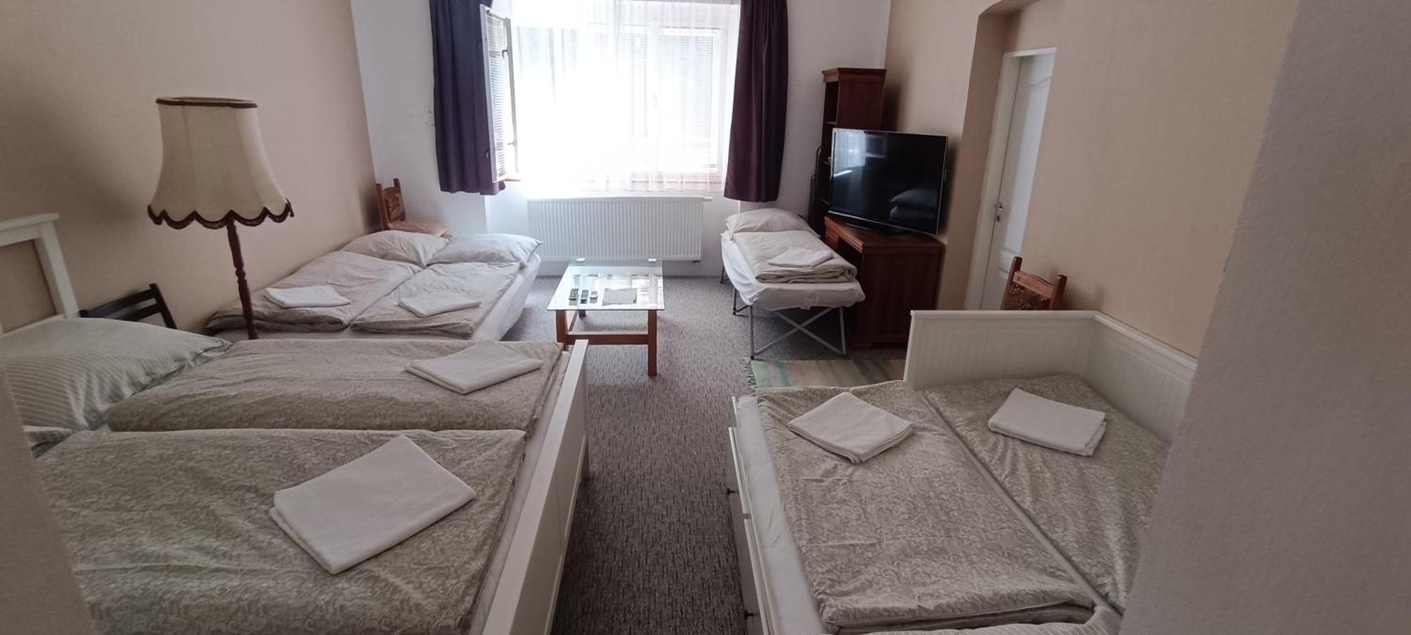Apartman Horni Slavkov Hodinarstvi Exterior foto