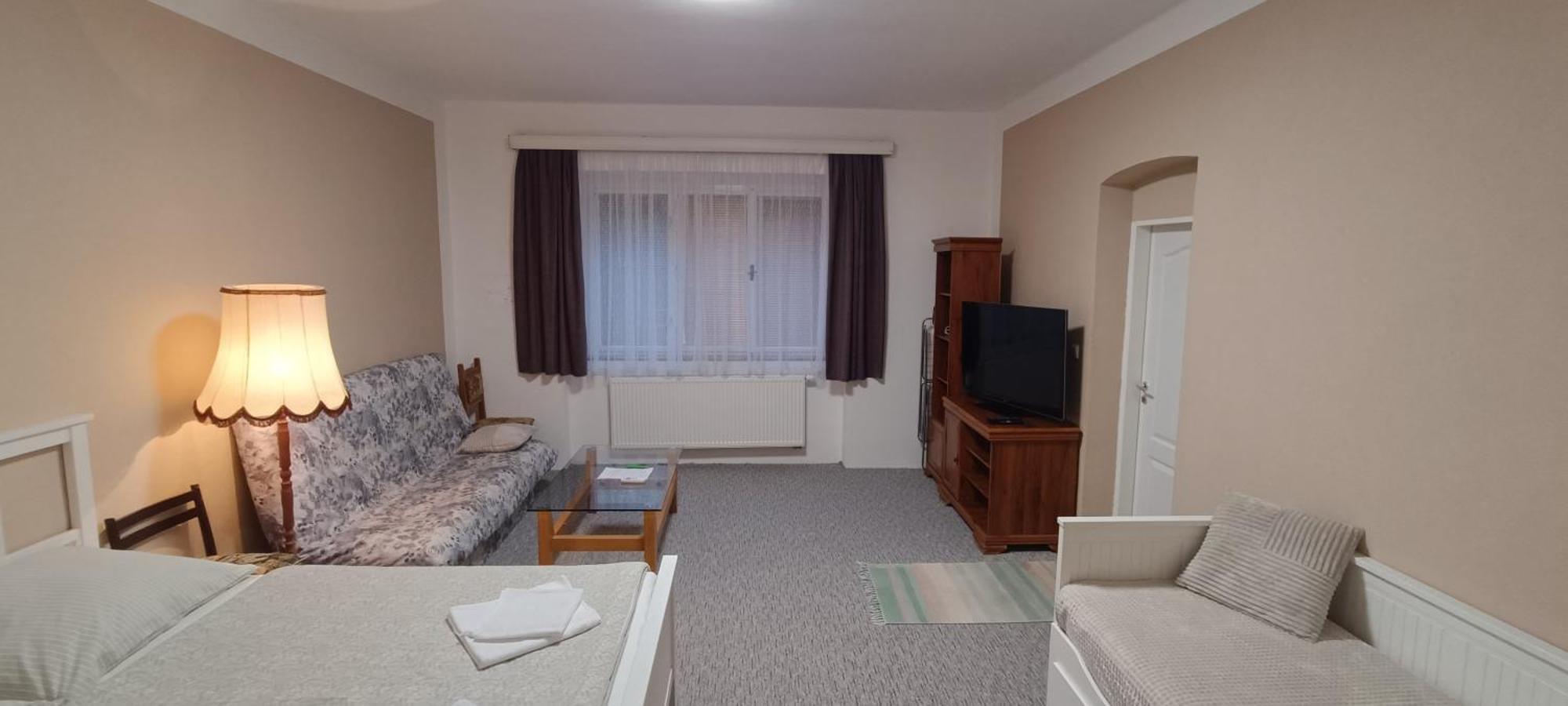 Apartman Horni Slavkov Hodinarstvi Exterior foto